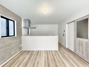 吉川市新栄、新築一戸建ての画像です