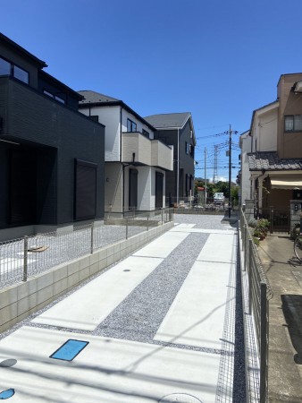 吉川市道庭、新築一戸建ての画像です