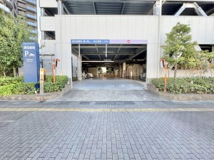 三郷市中央、マンションの画像です