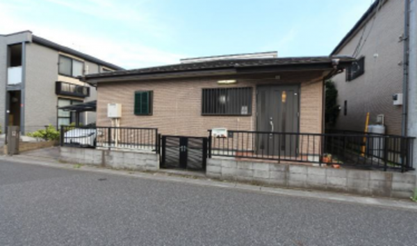 吉川市中央、中古一戸建ての画像です