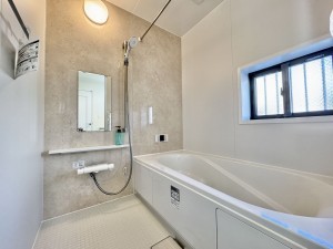 吉川市新栄、新築一戸建ての画像です