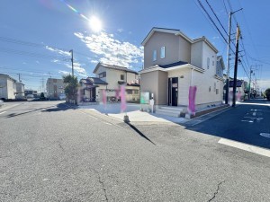 吉川市新栄、新築一戸建ての画像です