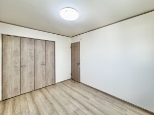 吉川市新栄、新築一戸建ての画像です