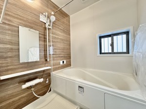 吉川市新栄、新築一戸建ての画像です