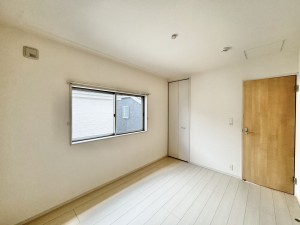 三郷市彦糸、中古一戸建ての画像です