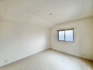 三郷市彦糸、中古一戸建ての画像です