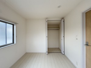 三郷市彦糸、中古一戸建ての画像です