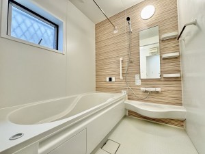 三郷市彦糸、中古一戸建ての画像です