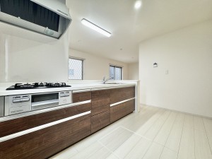 三郷市彦糸、中古一戸建ての画像です