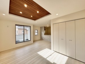 三郷市幸房、新築一戸建ての画像です