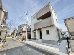 三郷市幸房、新築一戸建ての画像です