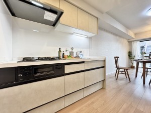 吉川市保、マンションの画像です