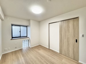 吉川市保、マンションの画像です