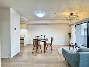 吉川市保、マンションの画像です