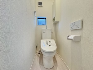 吉川市大字共保、新築一戸建ての画像です