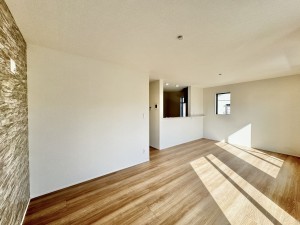 吉川市大字共保、新築一戸建ての画像です