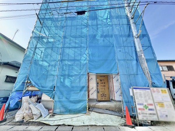 吉川市大字共保、新築一戸建ての画像です