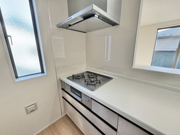 吉川市大字共保、新築一戸建ての画像です