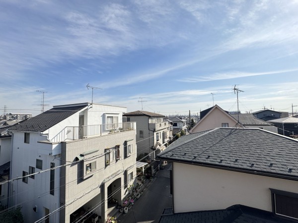 吉川市大字共保、新築一戸建ての画像です