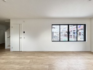 吉川市新栄、新築一戸建ての画像です