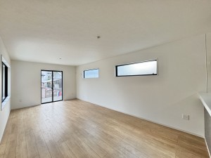 吉川市新栄、新築一戸建ての画像です