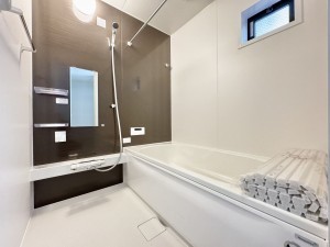 吉川市新栄、新築一戸建ての画像です