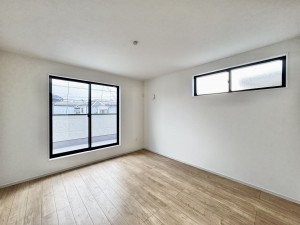 吉川市新栄、新築一戸建ての画像です