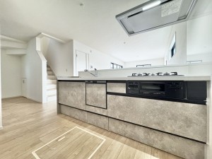 吉川市新栄、新築一戸建ての画像です