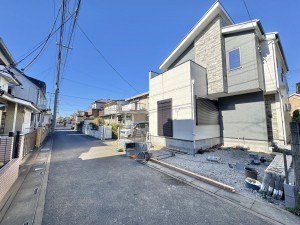吉川市新栄、新築一戸建ての画像です