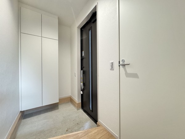 吉川市新栄、新築一戸建ての画像です