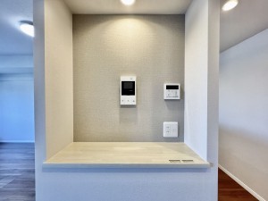 吉川市中野、マンションの画像です