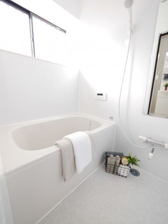 三郷市彦成、中古一戸建ての画像です