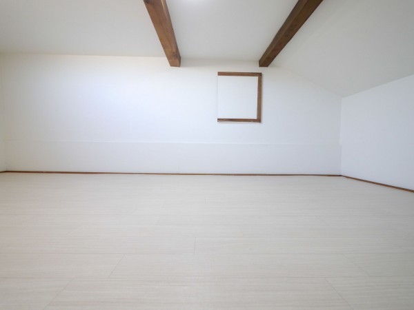 三郷市彦成、中古一戸建ての画像です