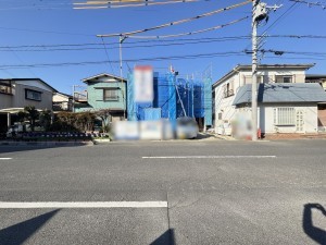 吉川市新栄、新築一戸建ての画像です