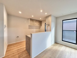 三郷市栄、新築一戸建ての画像です