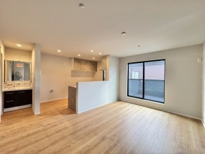 三郷市栄、新築一戸建ての画像です