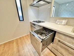 三郷市栄、新築一戸建ての画像です