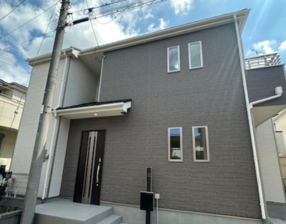 三郷市東町、新築一戸建ての画像です