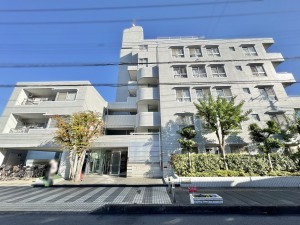 三郷市東町、マンションの画像です