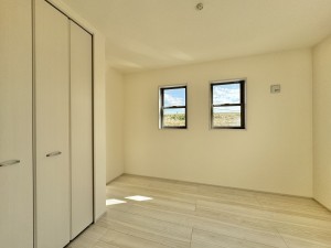 三郷市早稲田、新築一戸建ての画像です