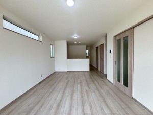 吉川市道庭、新築一戸建ての画像です