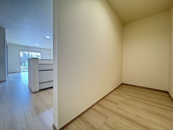 吉川市道庭、新築一戸建ての画像です