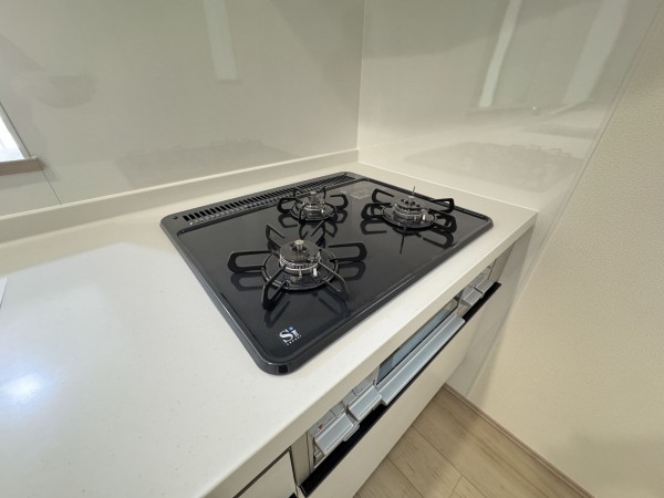 吉川市道庭、新築一戸建ての画像です