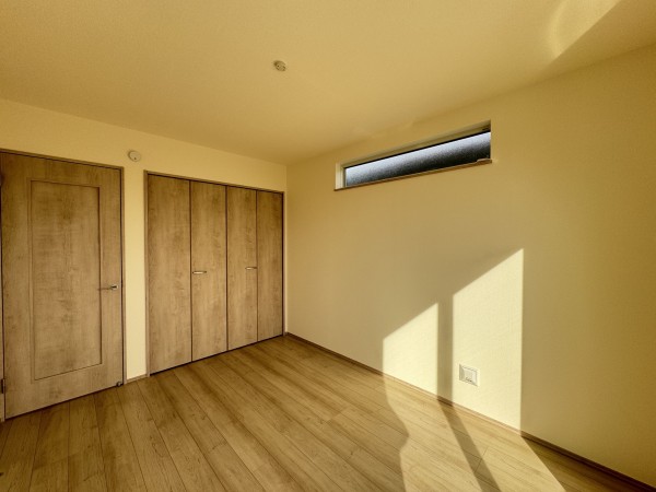 吉川市道庭、新築一戸建ての画像です