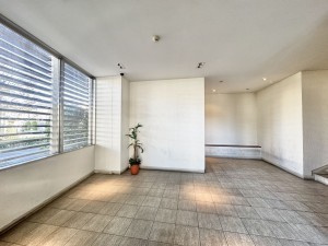 吉川市きよみ野、マンションの画像です