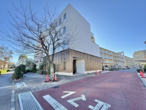 吉川市きよみ野、マンションの画像です