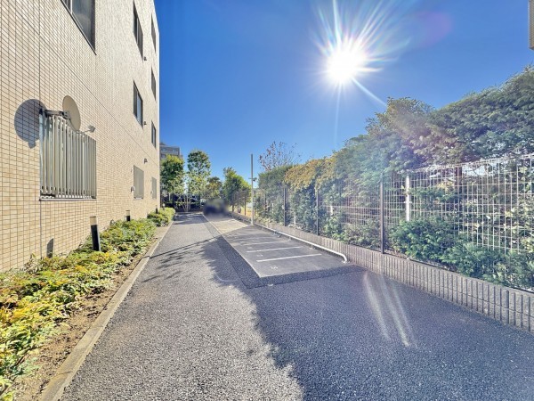 吉川市きよみ野、マンションの画像です