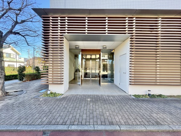 吉川市きよみ野、マンションの画像です