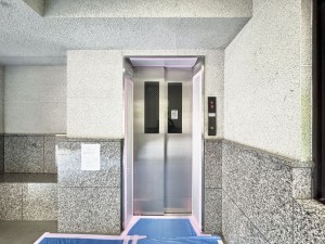 吉川市保、マンションの画像です