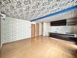 吉川市中央、中古一戸建ての画像です